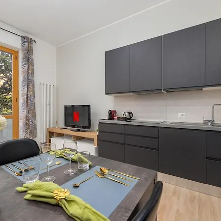 Centro Xl Home,family,free Parking Apartment Monza